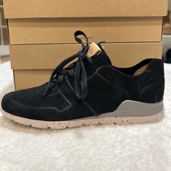 UGG Women's Tye Sneaker - Picture 2 of 6